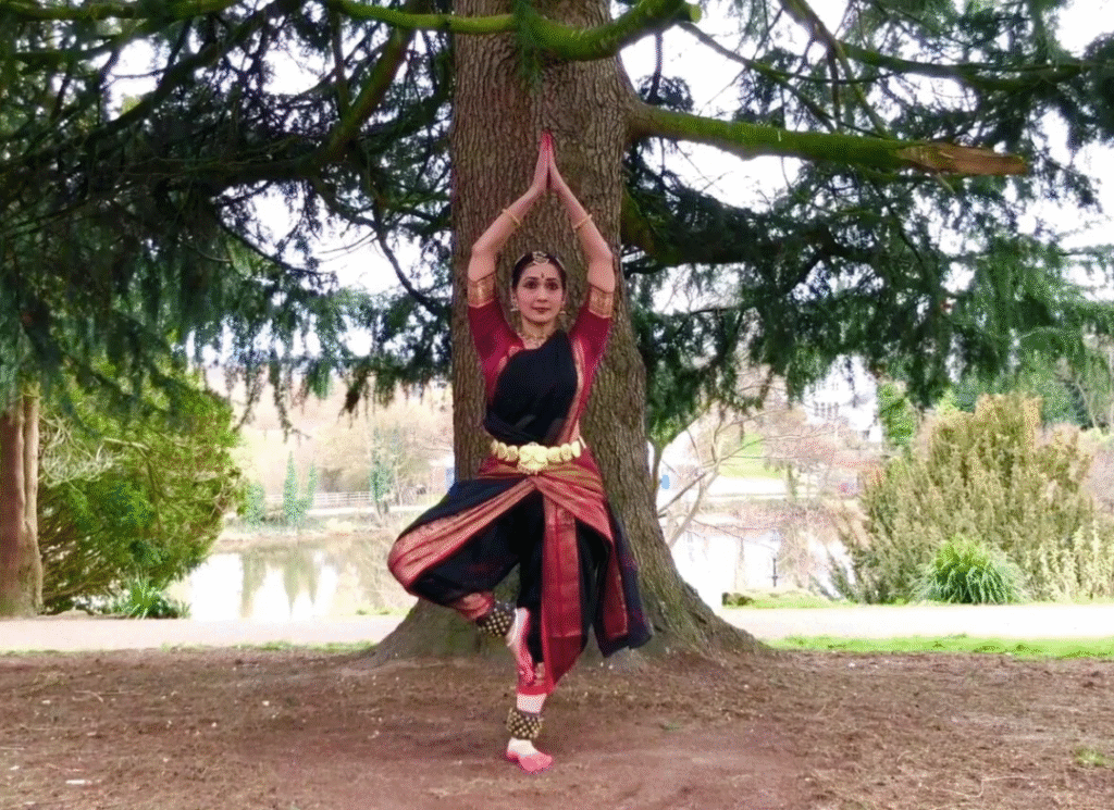 shiva namaste standing 1